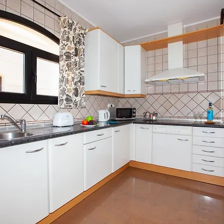 公寓 Riviera Park, 2 Bed 卡门港